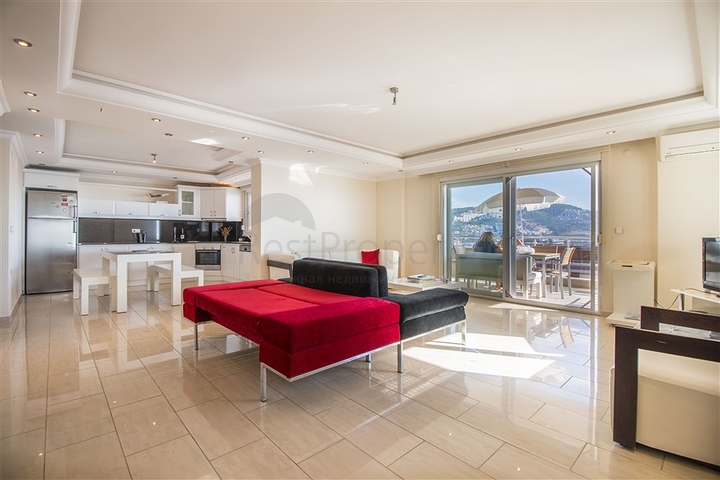 اطلالة بحر - دوبلكس 3 غرف وصالة مفروشة -في محمودلار/ الانيا 