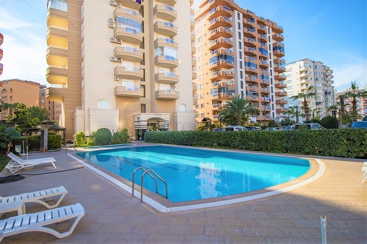 اطلالة بحر - دوبلكس 3 غرف وصالة مفروشة -في محمودلار/ الانيا 