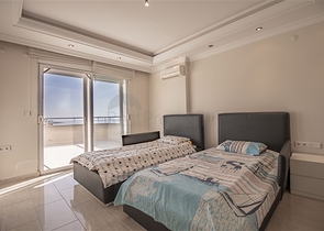 اطلالة بحر - دوبلكس 3 غرف وصالة مفروشة -في محمودلار/ الانيا 