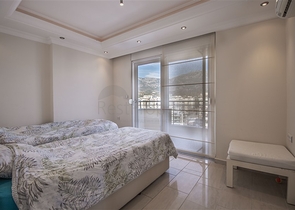 اطلالة بحر - دوبلكس 3 غرف وصالة مفروشة -في محمودلار/ الانيا 