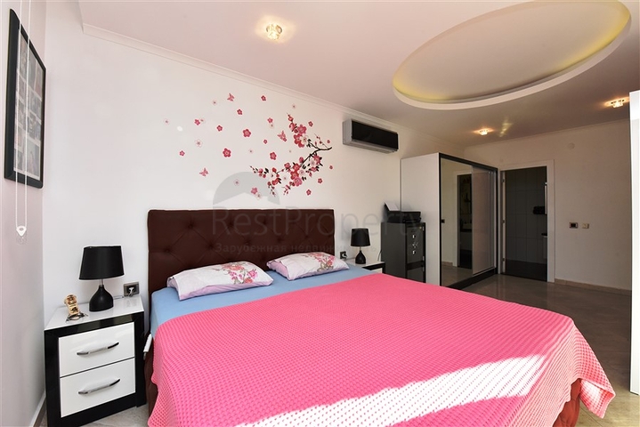 مجمع فاخر - شقة غرفتين وصالة مفروشة -في اوبا / الانيا