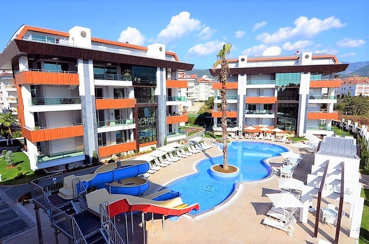 مجمع فاخر - شقة غرفتين وصالة مفروشة -في اوبا / الانيا