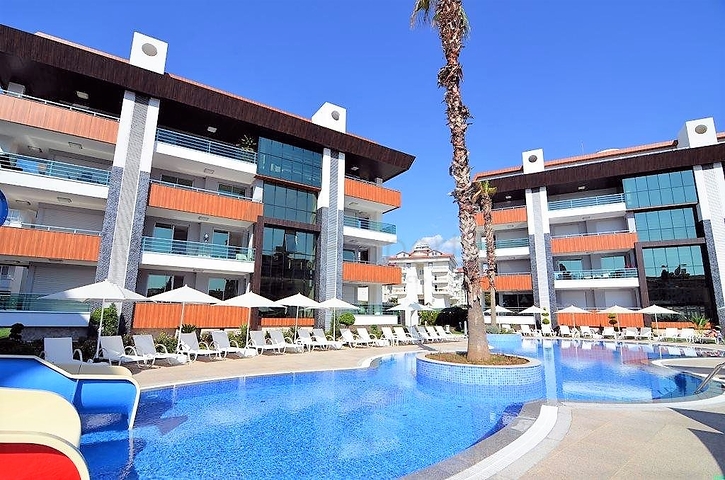 مجمع فاخر - شقة غرفتين وصالة مفروشة -في اوبا / الانيا