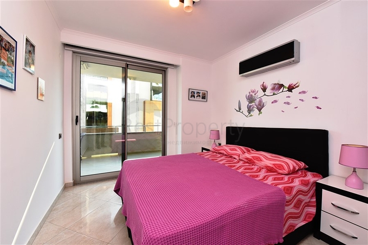 مجمع فاخر - شقة غرفتين وصالة مفروشة -في اوبا / الانيا