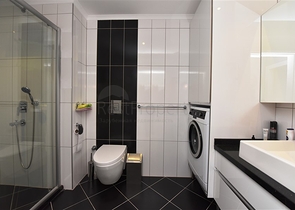 مجمع فاخر - شقة غرفتين وصالة مفروشة -في اوبا / الانيا