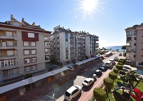 شقة اطلالة بحر في اوبا - تصميم غرفة وصالة مفروشة -ضمن مجمع - اوبا / الانيا 