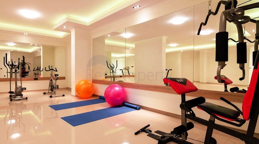 اطلالة بحر - دوبلكس واسعة 3 غرف وصالة -ضمن مجمع سكني -في محمودلار / الانيا 