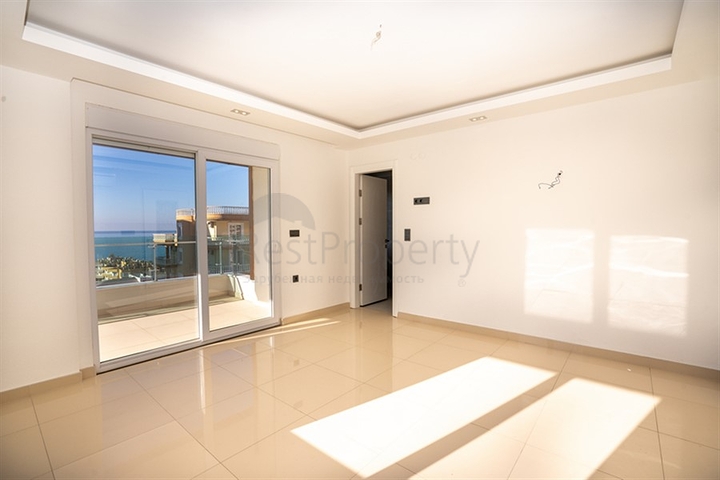 اطلالة بحر - دوبلكس واسعة 3 غرف وصالة -ضمن مجمع سكني -في محمودلار / الانيا 