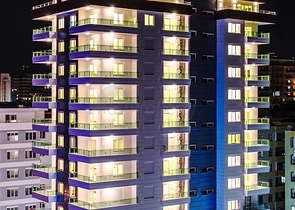 اطلالة بحر - دوبلكس واسعة 3 غرف وصالة -ضمن مجمع سكني -في محمودلار / الانيا 