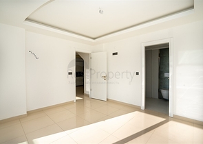 اطلالة بحر - دوبلكس واسعة 3 غرف وصالة -ضمن مجمع سكني -في محمودلار / الانيا 