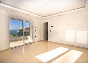 اطلالة بحر - دوبلكس واسعة 3 غرف وصالة -ضمن مجمع سكني -في محمودلار / الانيا 