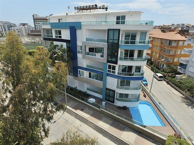 عقارات اوبا - شقة غرفتين وصالة ضمن مجمع حديث -قريب من البحر - في اوبا / الانيا 