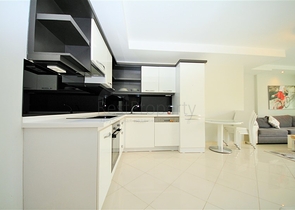 عقارات اوبا - شقة غرفتين وصالة ضمن مجمع حديث -قريب من البحر - في اوبا / الانيا 