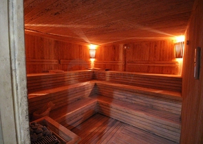 شقة غرفتين وصالة مفروشة -مجمع حديث -في محمودلار/ الانيا 