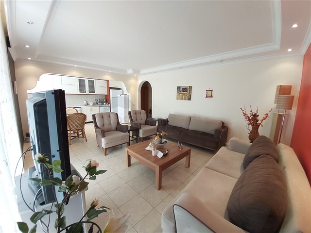 شقة غرفتين وصالة مفروشة -ضمن مجمع سكني في محمودلار / الانيا 