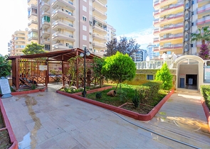 شقة غرفتين وصالة مفروشة -ضمن مجمع سكني في محمودلار / الانيا 