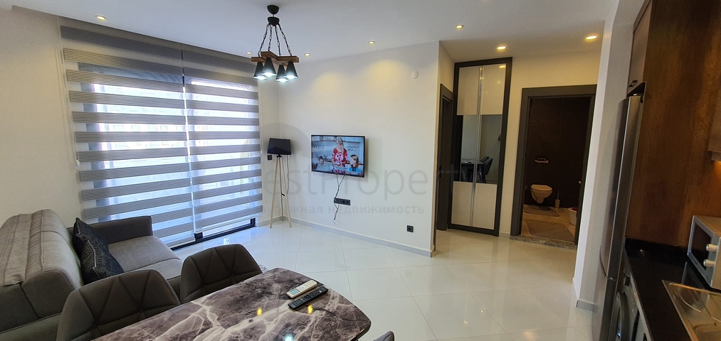 شقة غرفة وصالة ضمن مجمع 5 نجوم -في محمودلار / الانيا 