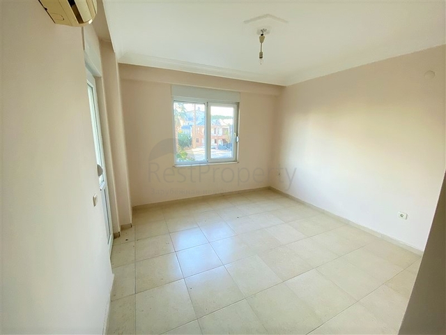 مطبخ شبه منفصل - شقة غرفتين وصالة -ضمن مجمع -في افسلار / الانيا 