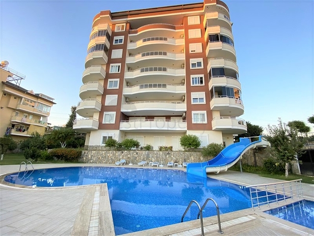 مطبخ شبه منفصل - شقة غرفتين وصالة -ضمن مجمع -في افسلار / الانيا 