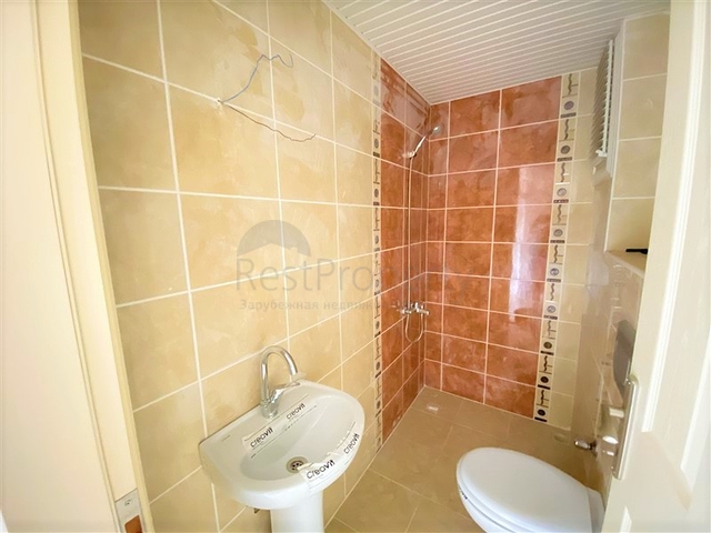 مطبخ شبه منفصل - شقة غرفتين وصالة -ضمن مجمع -في افسلار / الانيا 