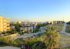 مطبخ شبه منفصل - شقة غرفتين وصالة -ضمن مجمع -في افسلار / الانيا 