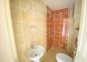 مطبخ شبه منفصل - شقة غرفتين وصالة -ضمن مجمع -في افسلار / الانيا 