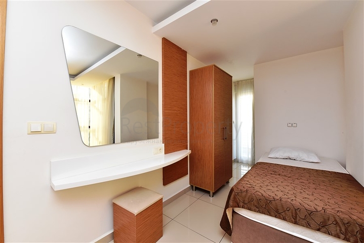 موقع مميز وخدمات فندقية - شقة غرفة وصالة مفروشة -في جيكجلي / الانيا 