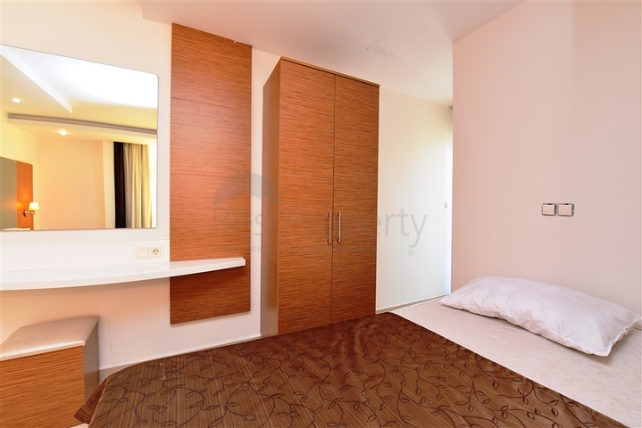 موقع مميز وخدمات فندقية - شقة غرفة وصالة مفروشة -في جيكجلي / الانيا 