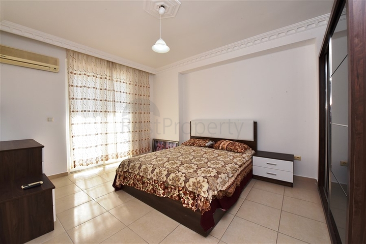 شقة واسعة -غرفتين وصالة مفروشة -في محمودلار / الانيا 