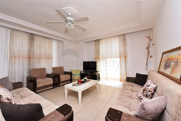 شقة واسعة -غرفتين وصالة مفروشة -في محمودلار / الانيا 