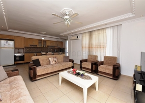 شقة واسعة -غرفتين وصالة مفروشة -في محمودلار / الانيا 