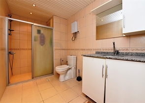 شقة واسعة -غرفتين وصالة مفروشة -في محمودلار / الانيا 