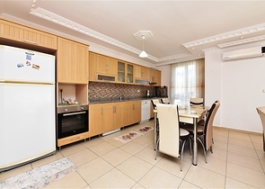 شقة واسعة -غرفتين وصالة مفروشة -في محمودلار / الانيا 