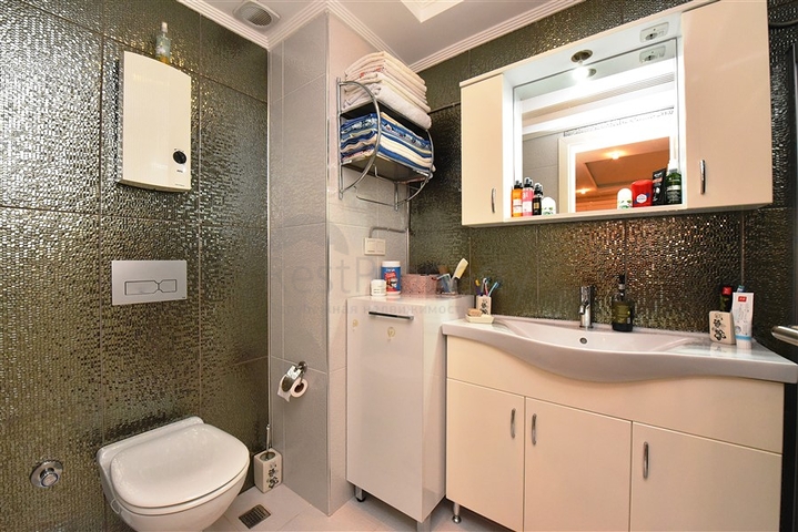 شقة غرفة وصالة واسعة -مفروشة وضمن مجمع - في توسمور / الانيا 