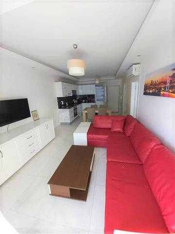 قريبة من البحر - شقة غرفة وصالة مفروشة -ضمن مجمع فاخر - محمودلار / الانيا 