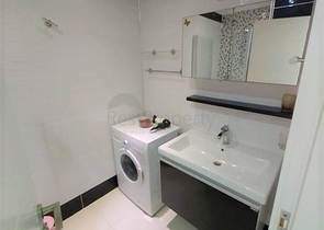 قريبة من البحر - شقة غرفة وصالة مفروشة -ضمن مجمع فاخر - محمودلار / الانيا 