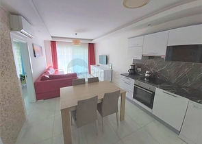 قريبة من البحر - شقة غرفة وصالة مفروشة -ضمن مجمع فاخر - محمودلار / الانيا 