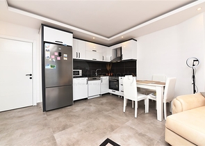 اطلالة جبلية - شقة غرفة وصالة مفروشة -ضمن مجمع حديث - كارجيجاك / الانيا 