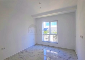 شقة غرفة وصالة ضمن مجمع حديث -قريب من البحر والخدمات -في افسلار / الانيا 