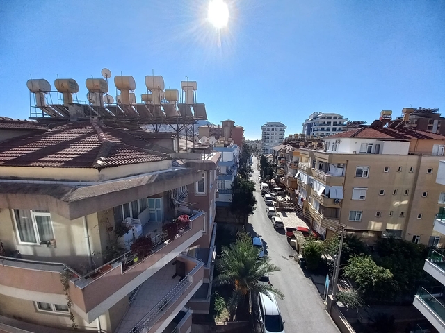 دوبلكس 3 غرف وصالة - مجمع انيق - في كليوباترا / الانيا 