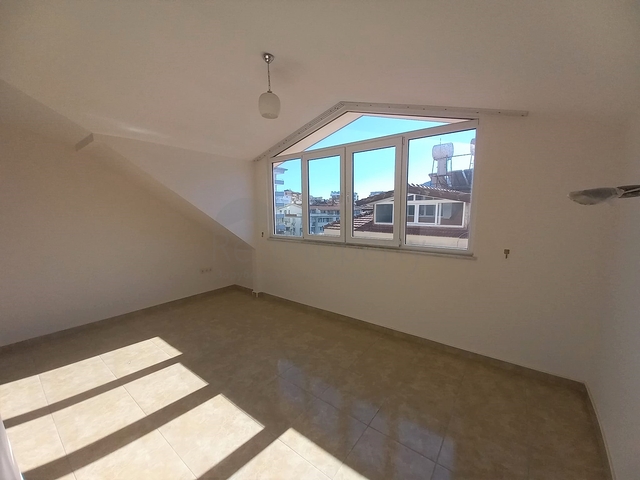 دوبلكس 3 غرف وصالة - مجمع انيق - في كليوباترا / الانيا 