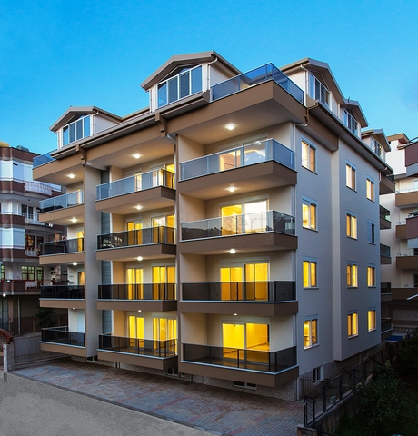 دوبلكس 3 غرف وصالة - مجمع انيق - في كليوباترا / الانيا 