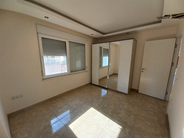 دوبلكس 3 غرف وصالة - مجمع انيق - في كليوباترا / الانيا 