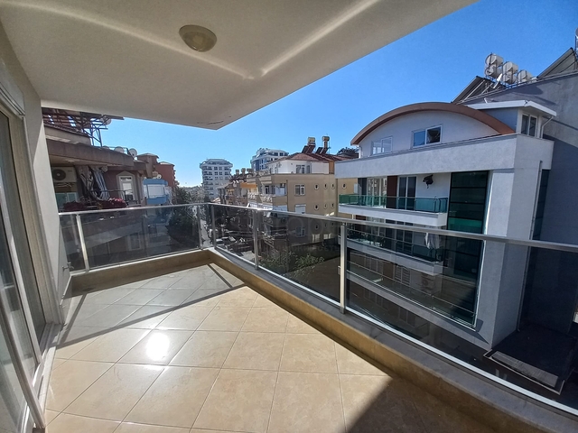 دوبلكس 3 غرف وصالة - مجمع انيق - في كليوباترا / الانيا 