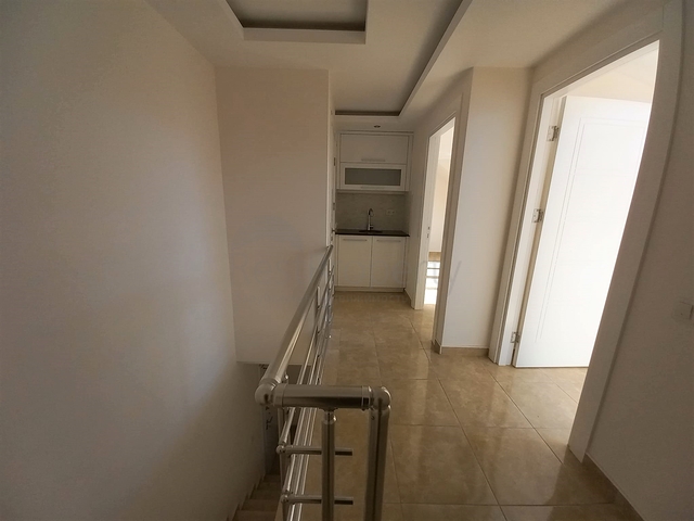 دوبلكس 3 غرف وصالة - مجمع انيق - في كليوباترا / الانيا 