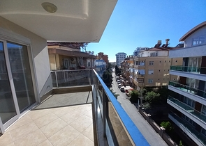 دوبلكس 3 غرف وصالة - مجمع انيق - في كليوباترا / الانيا 