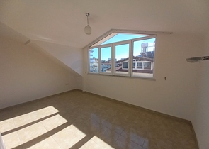 دوبلكس 3 غرف وصالة - مجمع انيق - في كليوباترا / الانيا 