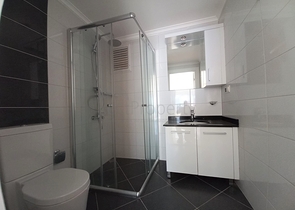 دوبلكس 3 غرف وصالة - مجمع انيق - في كليوباترا / الانيا 