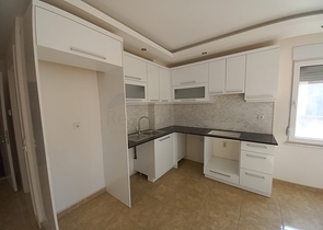 دوبلكس 3 غرف وصالة - مجمع انيق - في كليوباترا / الانيا 