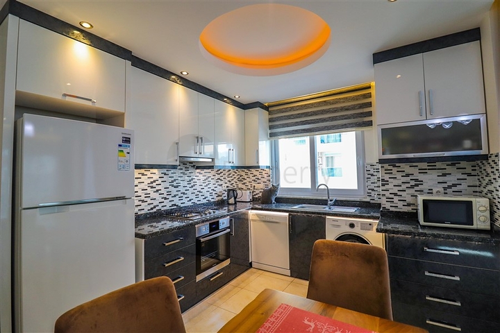 مجمع فاخر بخدمات 5 نجوم - شقة غرفة وصالة مفروشة -في محمودلار / الانيا